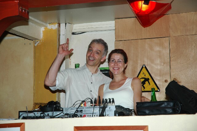 min 2006 05 02 latino 122